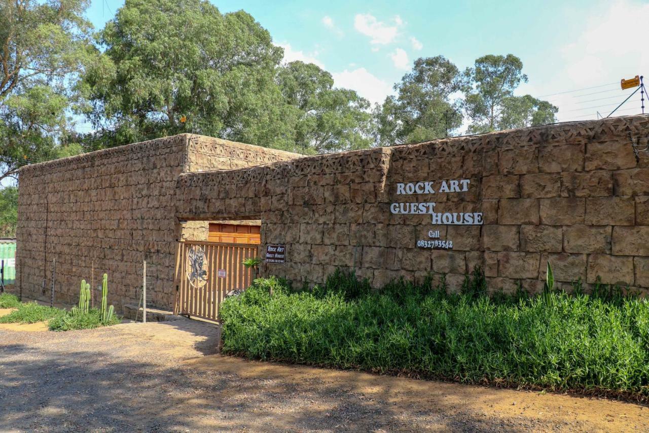 Rock Art Guesthouse Witbank Exterior photo